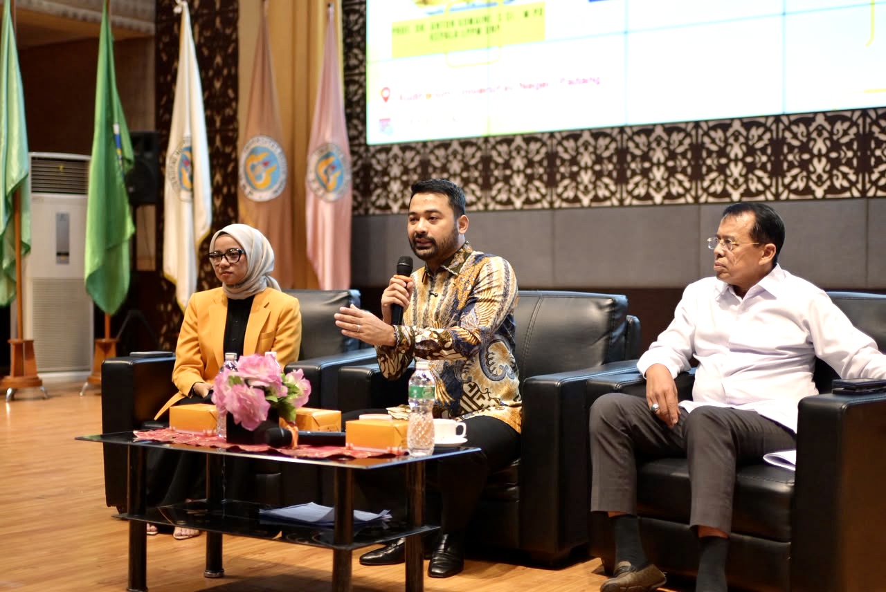 Bekali Mahasiswa KKN UNP, Zigo Rolanda Tekankan Peran Generasi Muda dalam Pembangunan Daerah