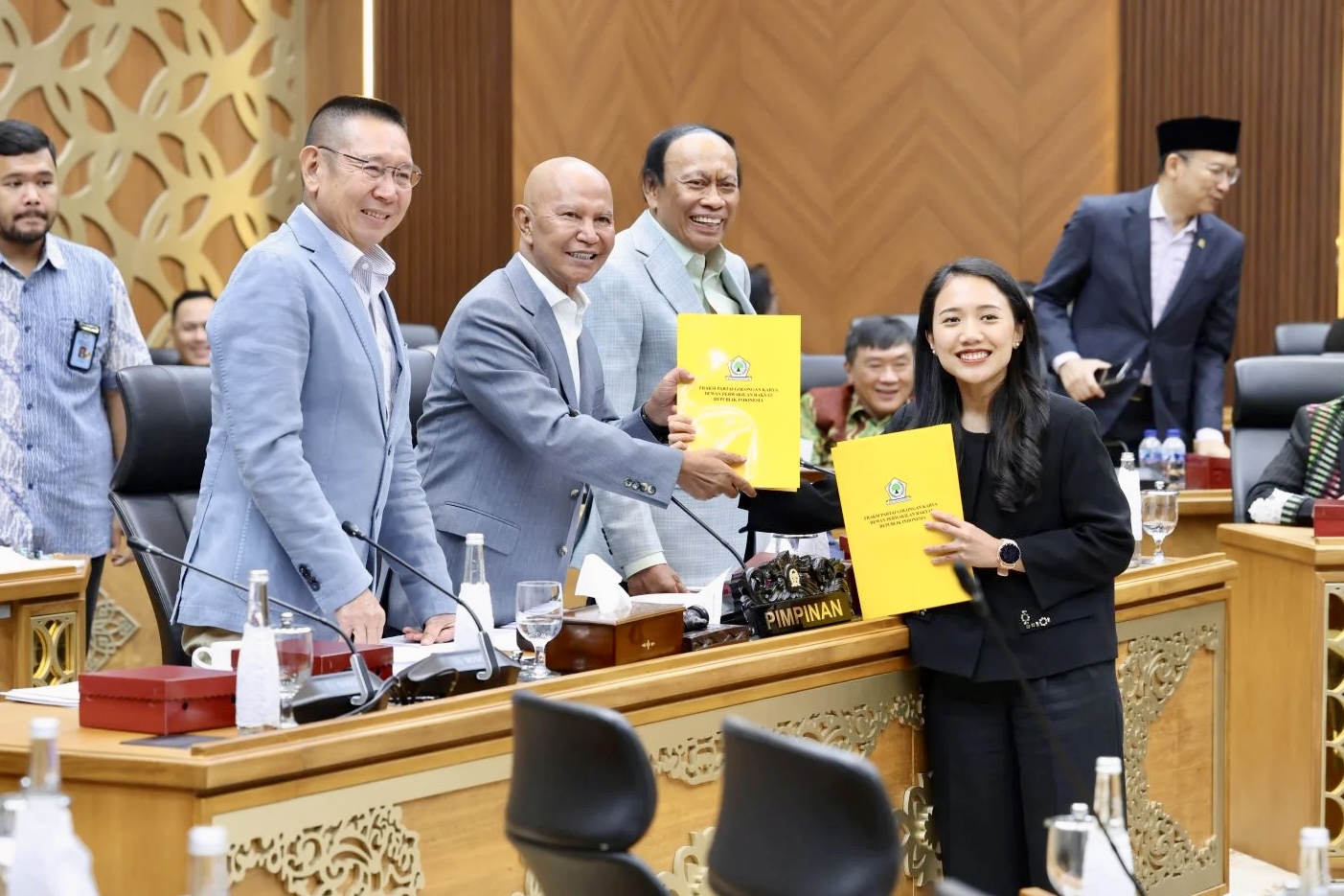 Rencana Giant Sea Wall 575 Km, Puteri Komarudin Minta Rencana Induk Segera Disusun